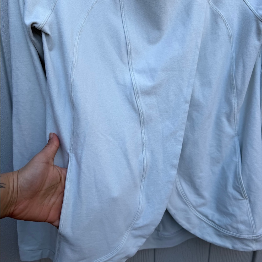Lululemon Rulu Rally Wrap jacket - Picture 3 of 9